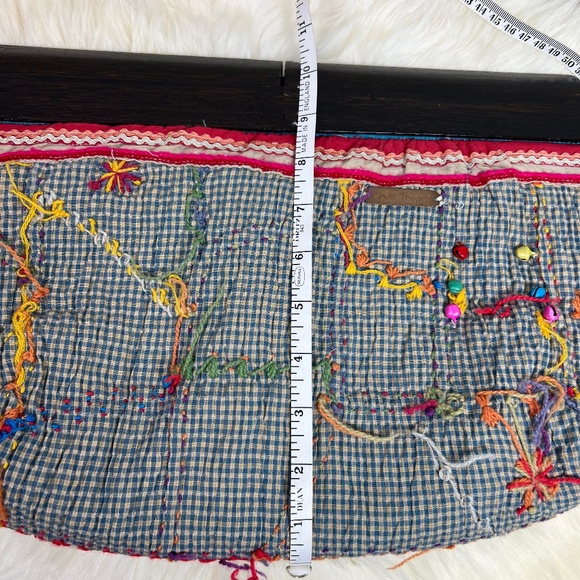 Women's Free People Quilt Embroidered Wood Handle Boho Clutch - Picture 13 of 15